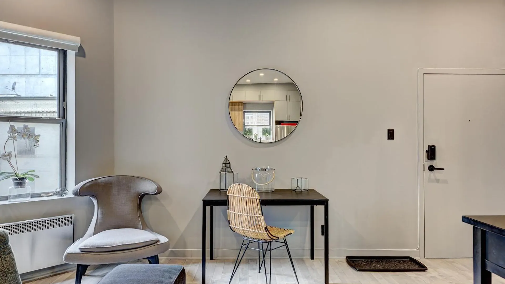 Stanley Court Apartments By Simplissimmo